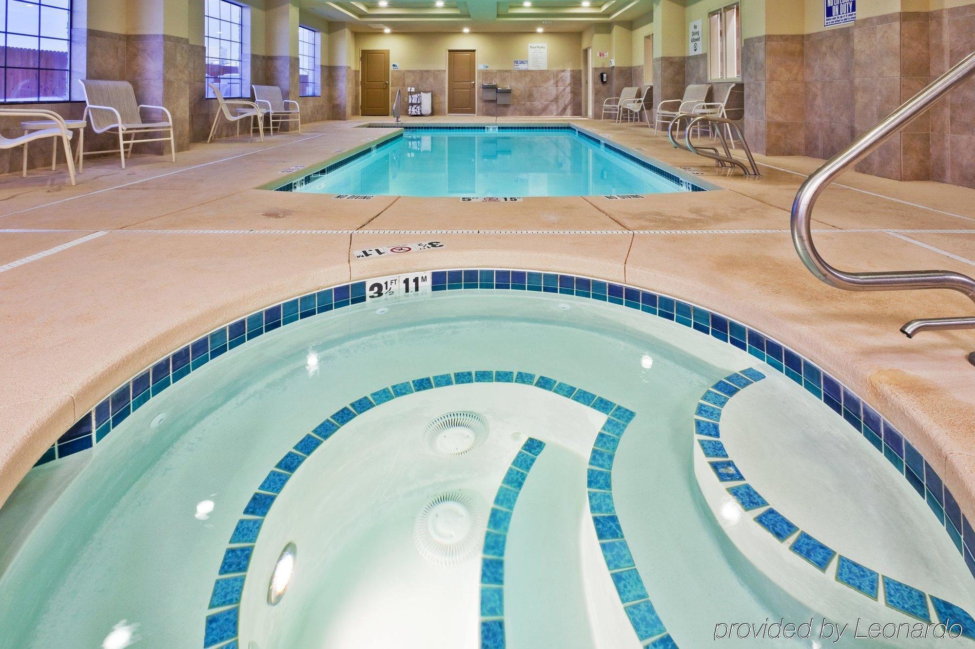 Holiday Inn Express & Suites Clovis By Ihg Facilities photo